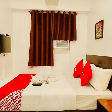 Oyo 888 City Stay Inns Fortview Bgc Pasig City Kültér fotó